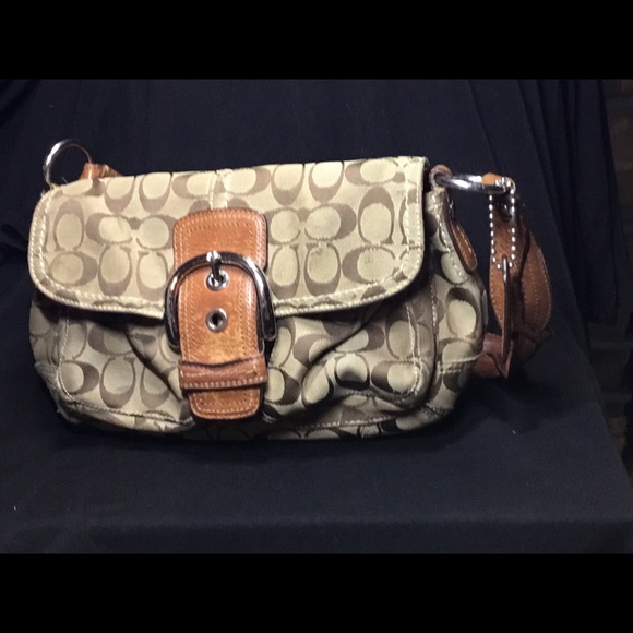 Coach Shoulder Bag - Picture 4 of 6